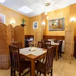 Hotel David Boutique 3*